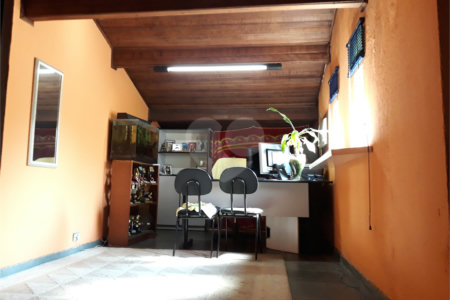 Sobrado à venda com 3 quartos, sendo 1 suíte,  em Jardim Oriental, São Paulo, SP