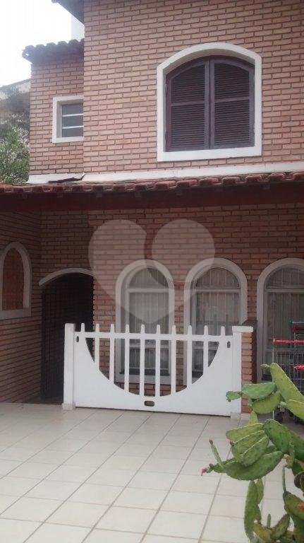 Sobrado à venda com 3 quartos, sendo 1 suíte, em Parque Mandaqui, São Paulo, SP