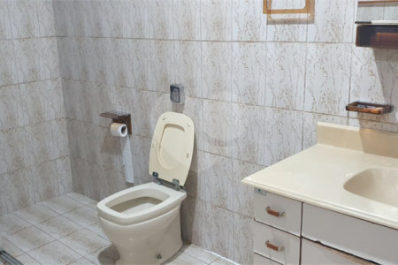 Casa Térrea à venda com 3 quartos em Vila Mazzei, São Paulo, SP
