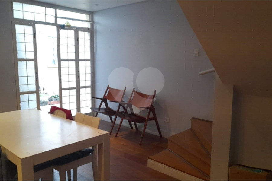 Casa de Vila à venda com 3 quartos em Vila Mariana, São Paulo, SP