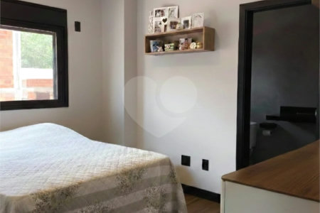 Casa à venda com 3 suítes em Pinheirinho, Vinhedo, SP