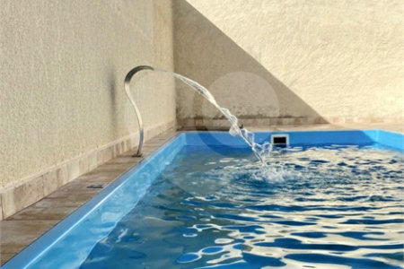 Casa à venda com 4 quartos, sendo 1 suíte,  em Jardim Pinheirinho, Itaquaquecetuba, SP