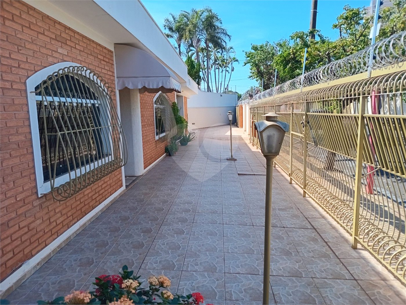 Casa à venda com 3 quartos, sendo 1 suíte, em Vila José Bonifácio, Araraquara, SP