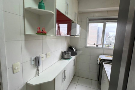 Apartamento à venda com 3 quartos, sendo 1 suíte, em Vila Gilda, Santo André, SP
