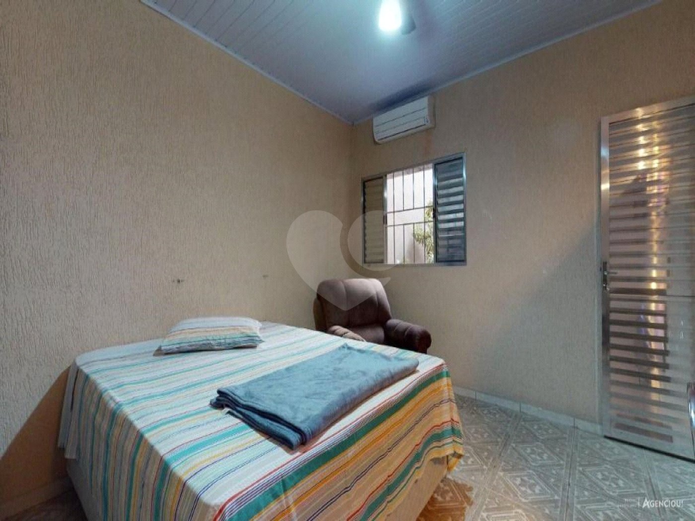 Casa à venda com 3 quartos, sendo 1 suíte, em Ipiranga, São Paulo, SP