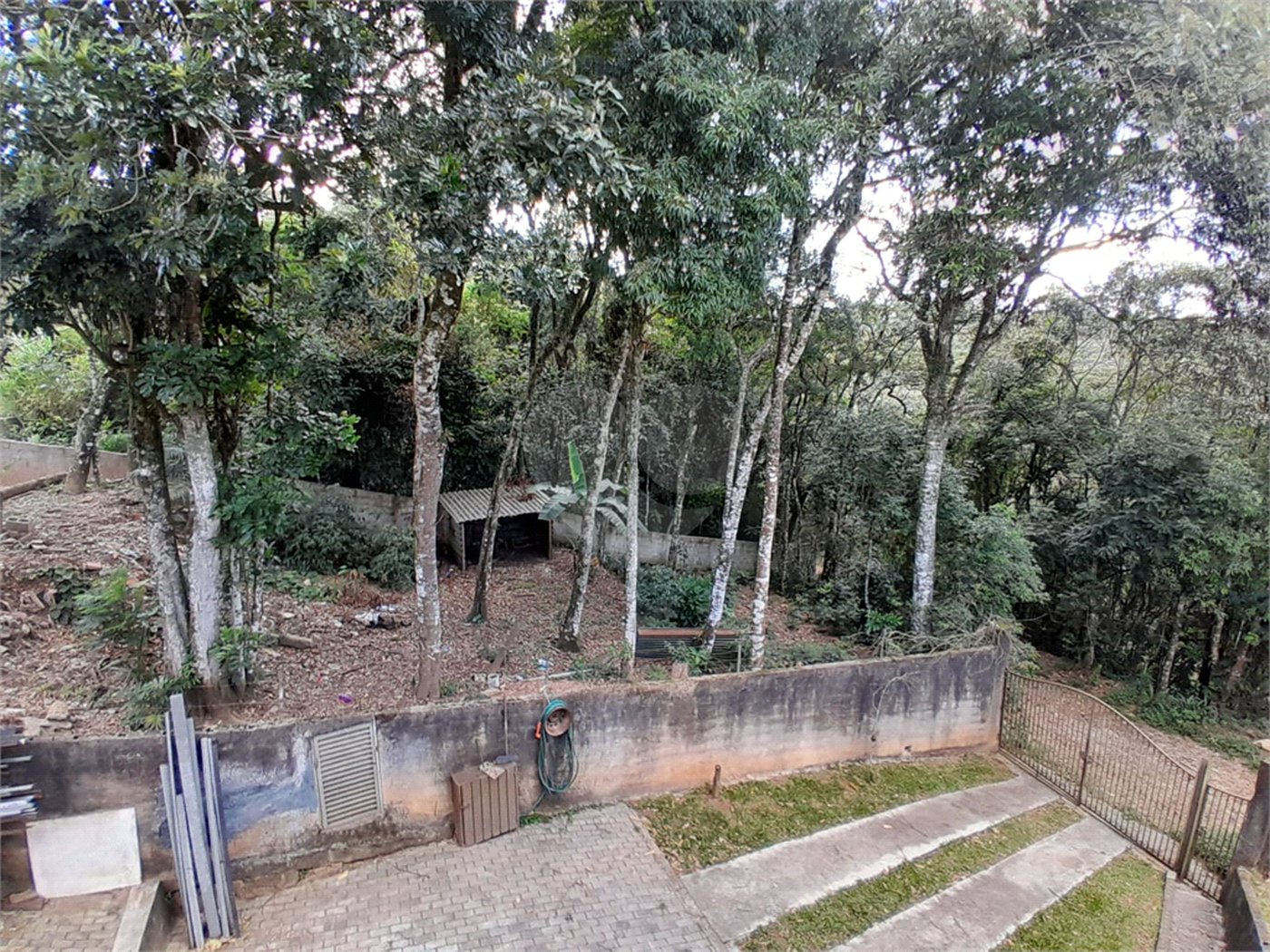 Terreno à venda no condomínio Alpes da Cantareira, Mairiporã - SP