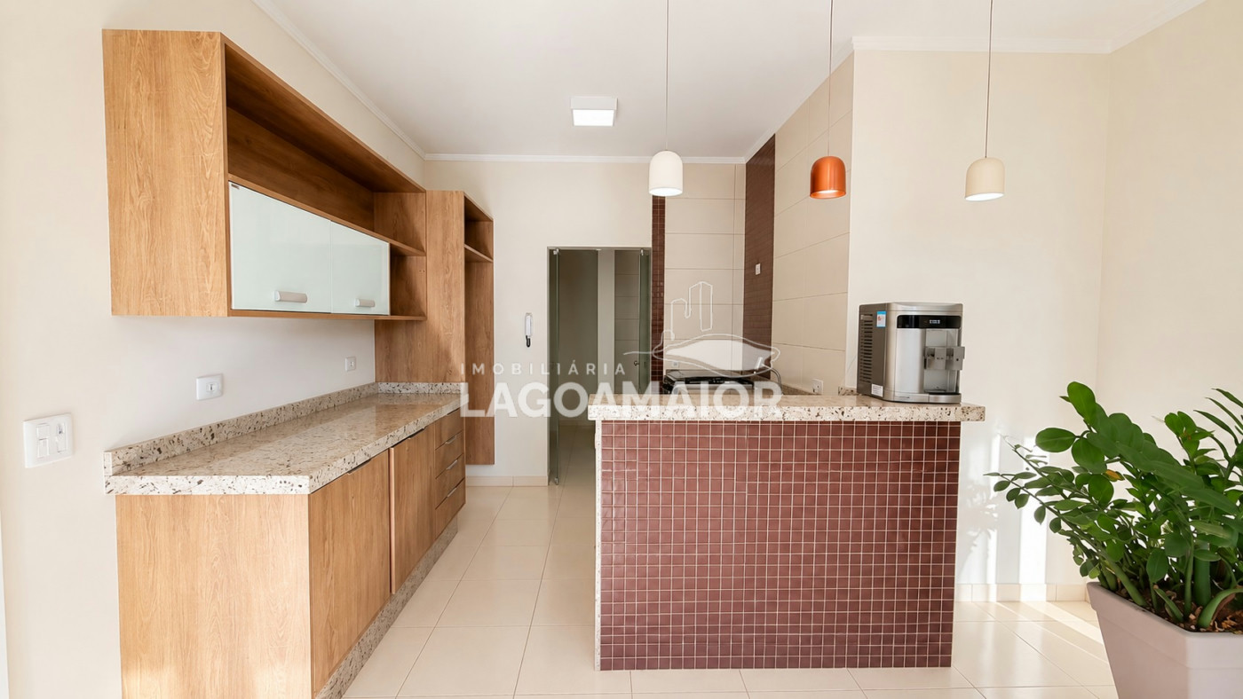 Casa à venda com 3 quartos, sendo 1 suíte, no condomínio Portal das Àguas, Três Lagoas - MS