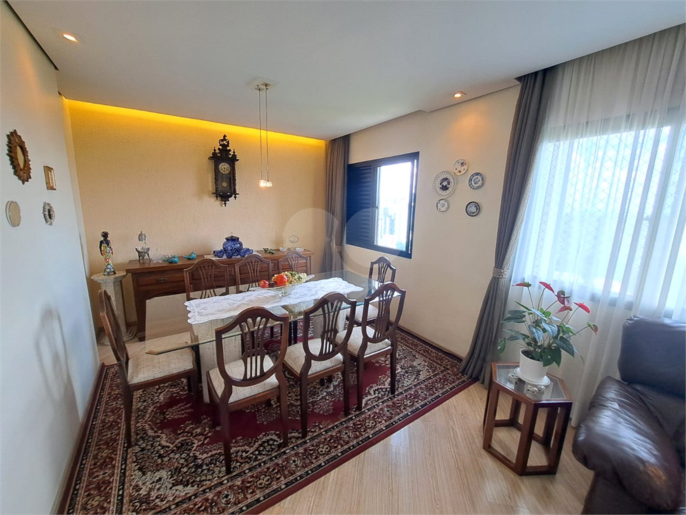 Apartamento à venda com 3 suítes em Vila Suzana, São Paulo, SP