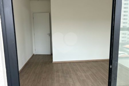 Apartamento à venda com 3 suítes em Vila Lucy, Sorocaba, SP