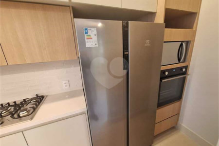 Apartamento à venda com 3 quartos, sendo 1 suíte, em Itaim Bibi, São Paulo, SP