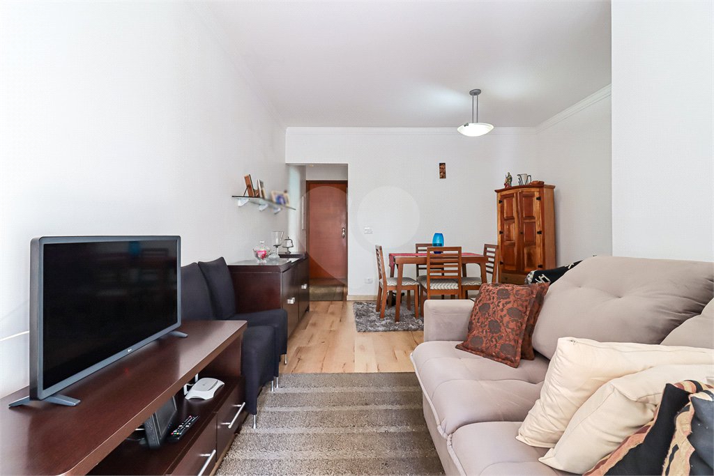 Apartamento à venda com 3 quartos, sendo 1 suíte,  em Vila Ipojuca, São Paulo, SP