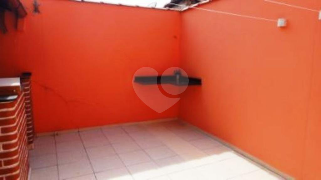 Sobrado à venda com 3 quartos, sendo 1 suíte, em Vila das Palmeiras, Guarulhos, SP