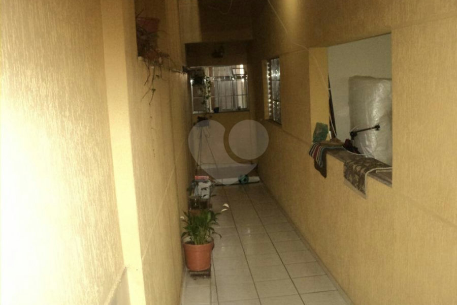 Casa Térrea à venda com 3 suítes em Vila Paulicéia, São Paulo, SP