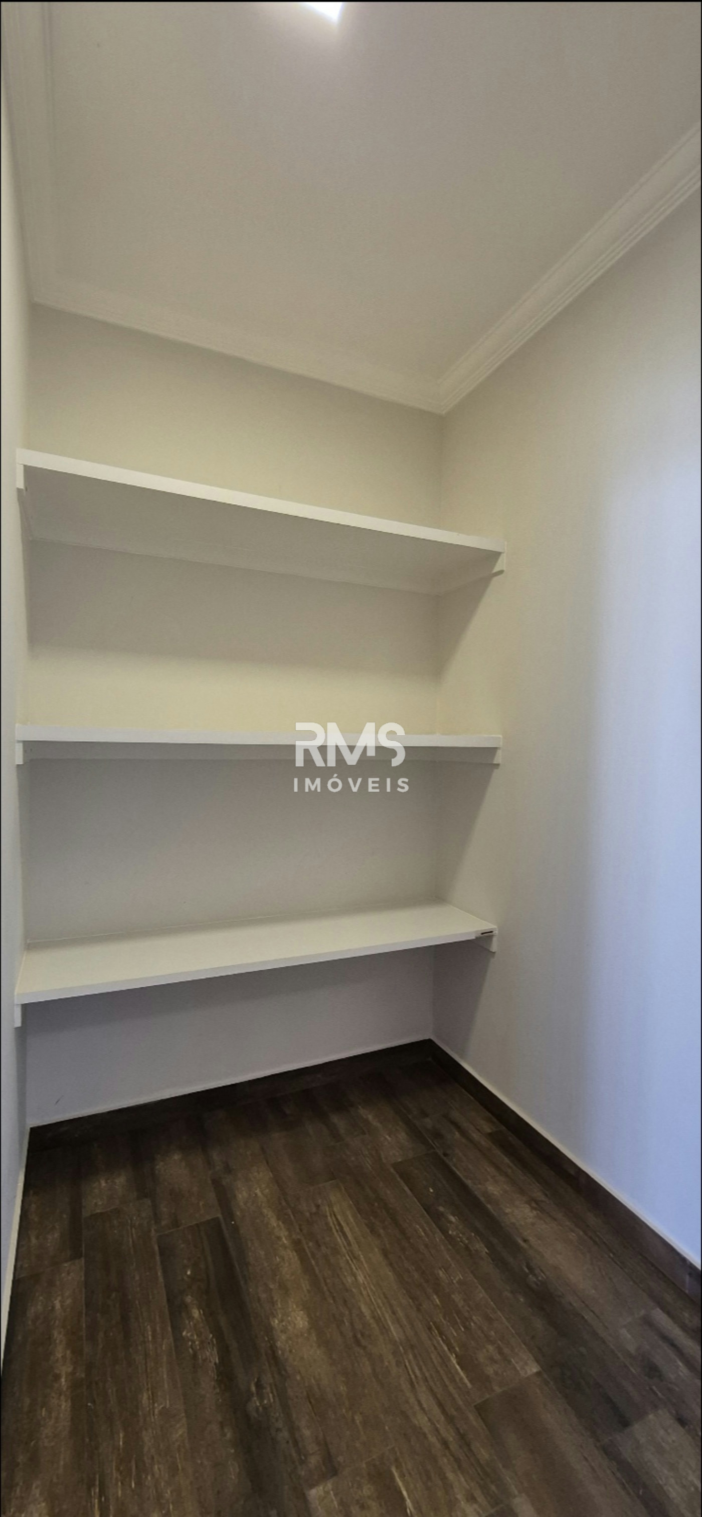 Casa à venda com 3 suítes no condomínio Santo Antonio ii, Itu - SP