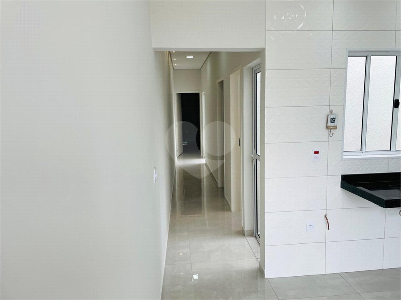 Casa de Vila à venda com 2 quartos em Jardim Dona Tereza, Sorocaba, SP