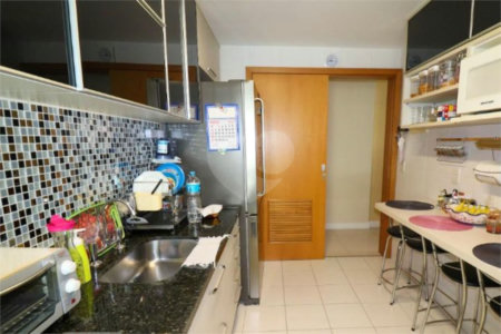 Apartamento à venda com 3 quartos, sendo 1 suíte, em Tijuca, Rio de Janeiro, RJ