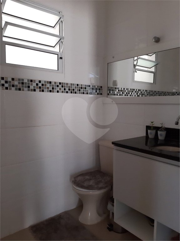 Sobrado à venda com 3 quartos, sendo 1 suíte, em Vila Suissa, Mogi das Cruzes, SP