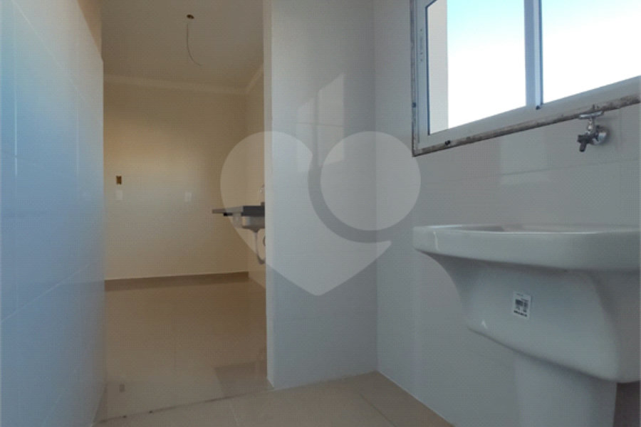Casa à venda com 2 quartos no condomínio Ari Gomes, São Paulo - SP