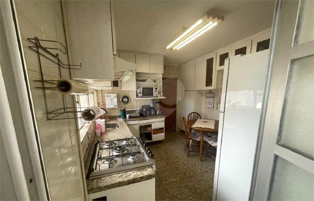 Apartamento à venda com 4 quartos, sendo 1 suíte, em Tatuapé, São Paulo, SP