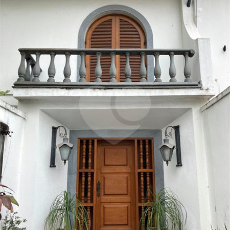 Sobrado à venda ou para alugar com 3 quartos, sendo 1 suíte,  em Parque Colonial, São Paulo, SP
