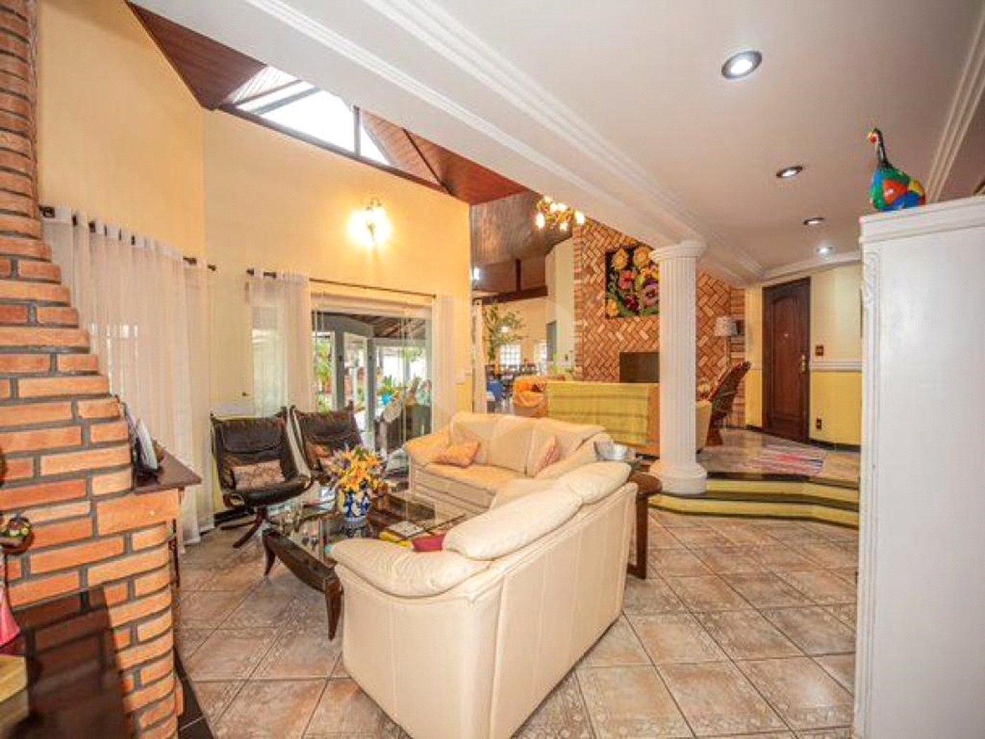 Casa à venda com 3 suítes no condomínio Aldeia da Serrinha, Sorocaba - SP