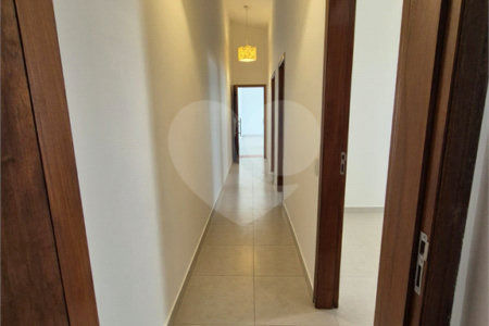 Casa Térrea à venda com 3 quartos, sendo 1 suíte, no Centro, Vinhedo, SP