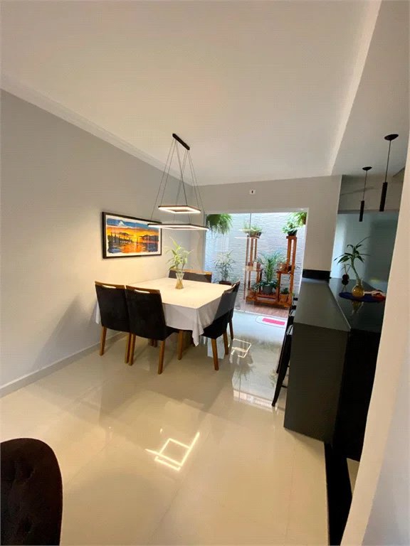 Casa à venda com 3 suítes no condomínio Belle Villle, São Paulo - SP