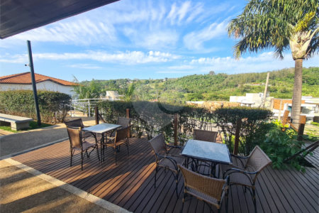 Casa à venda com 3 suítes no condomínio Reserva dos Vinhedos, Louveira - SP