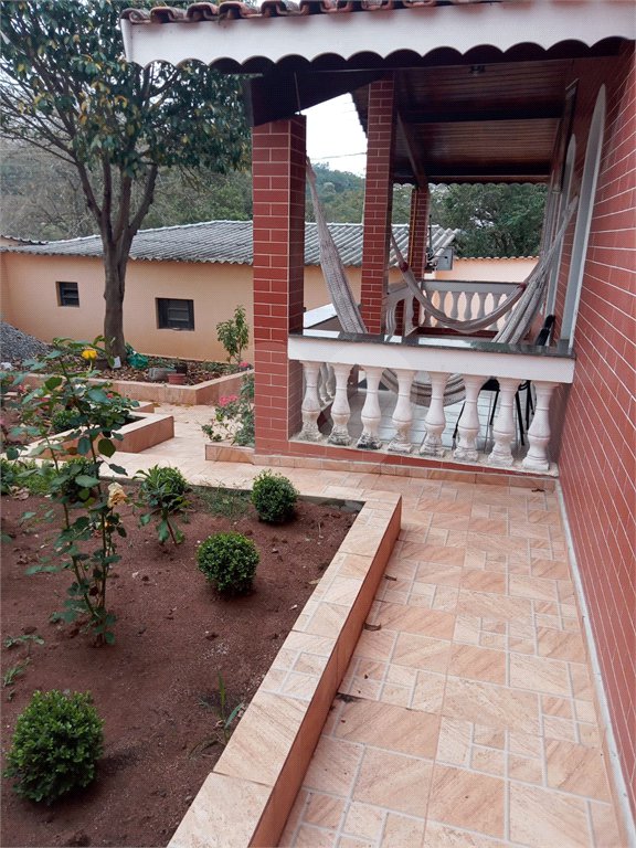 Casa Térrea à venda com 3 suítes no Centro, Bom Jesus dos Perdões, SP