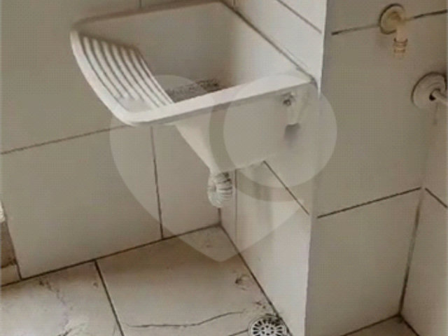Apartamento à venda com 2 quartos em Pari, São Paulo, SP