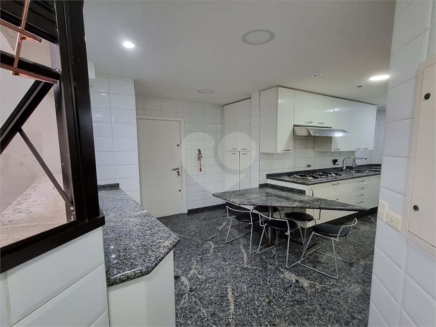 Apartamento à venda com 3 suítes em Santana, São Paulo, SP