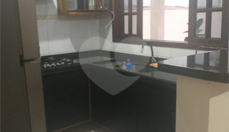 Sobrado à venda com 3 quartos, sendo 1 suíte,  em Jardim Universo, Mogi das Cruzes, SP