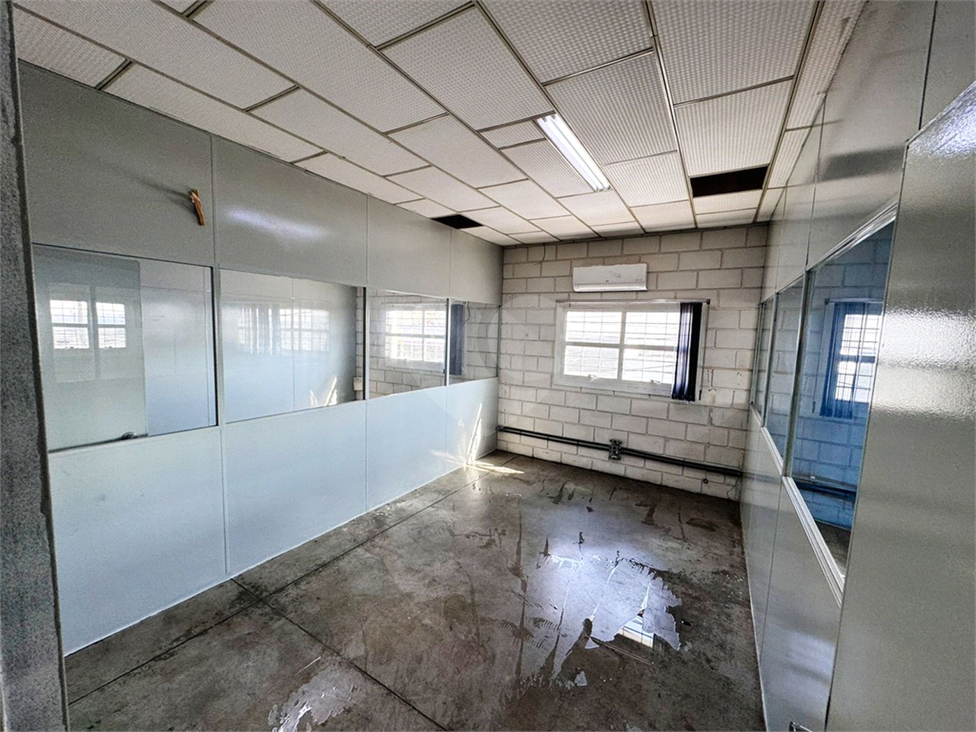 Salão para alugar em Iporanga, Sorocaba, SP