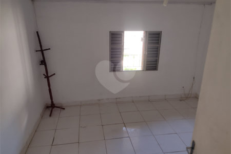 Casa à venda com 2 quartos em Vila Cintra, Mogi das Cruzes, SP