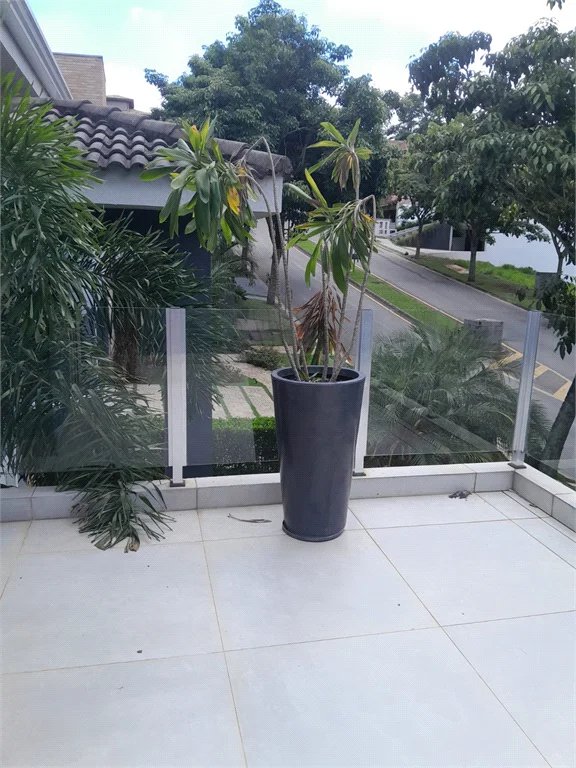Casa à venda ou para alugar com 4 suítes em Chácaras São Carlos, Cotia, SP