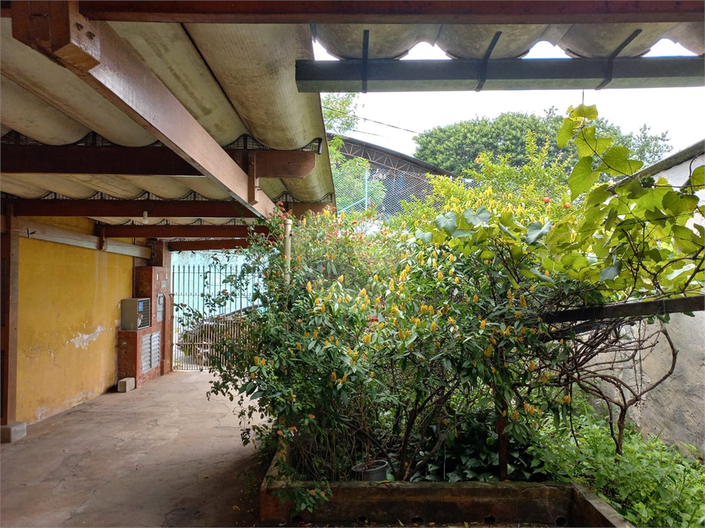 Casa Térrea à venda com 1 quarto em Vila Nivi, São Paulo, SP