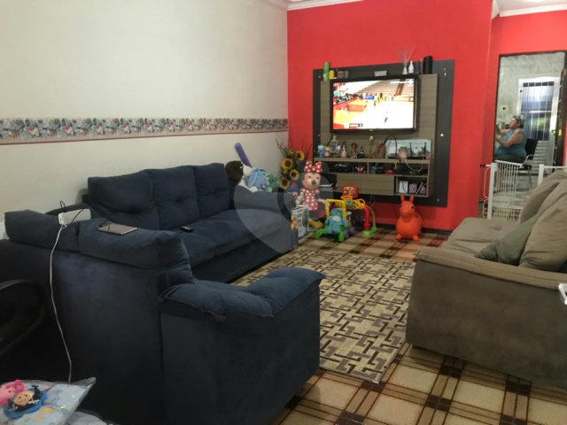 Sobrado à venda com 3 quartos em Tremembé, São Paulo, SP