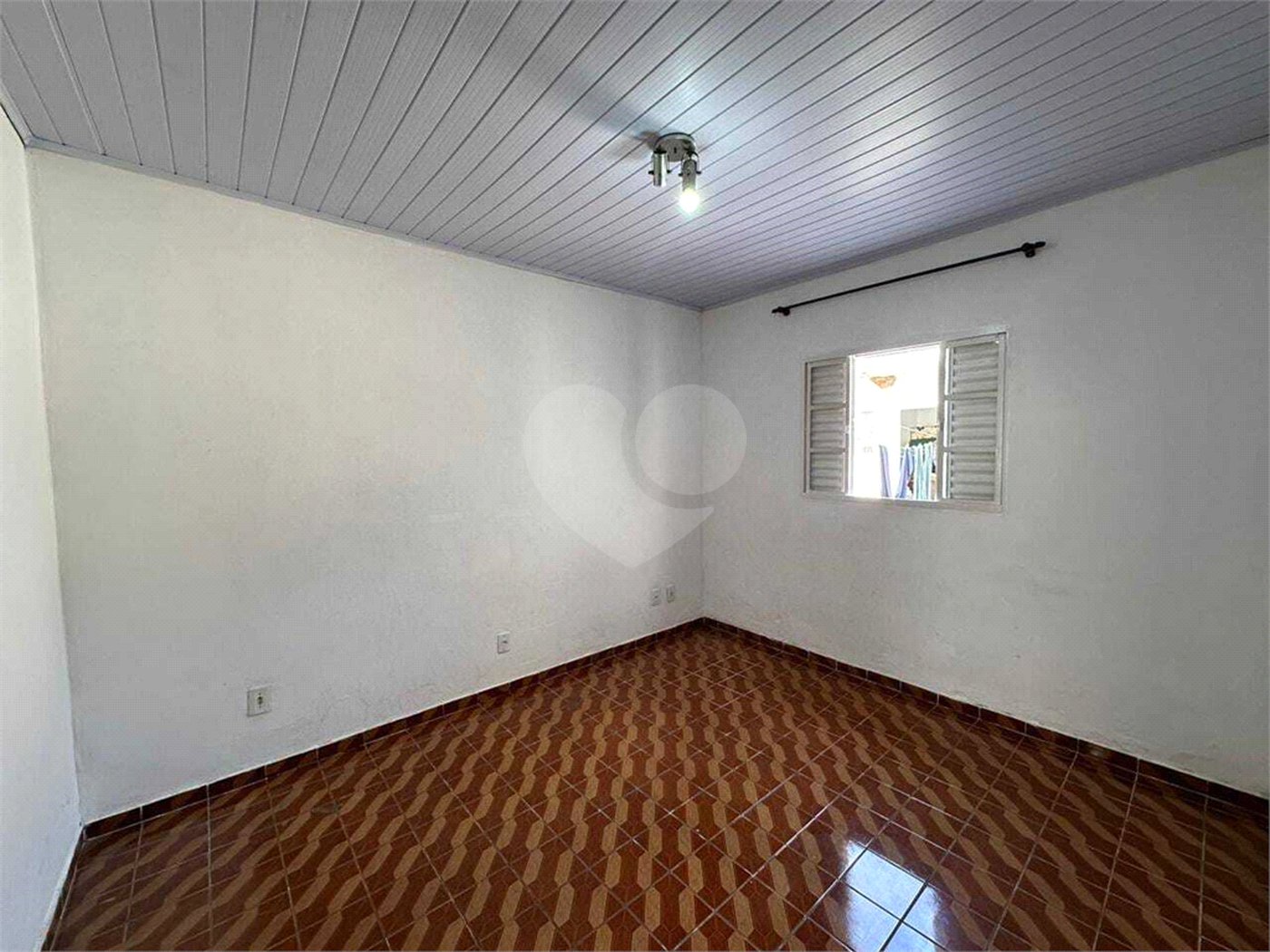 Casa à venda com 4 quartos, sendo 1 suíte,  em Jardim Náutico, Mogi das Cruzes, SP