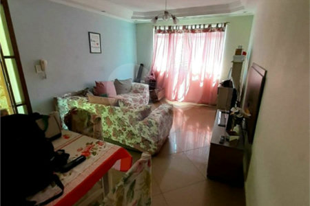 Sobrado à venda com 2 quartos em Vila Fachini, São Paulo, SP