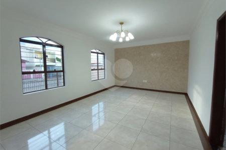 Casa à venda com 2 quartos no Centro, Itapetininga, SP