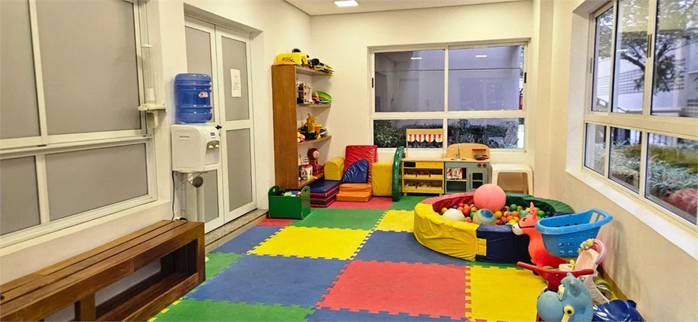 Apartamento à venda com 3 quartos, sendo 2 suítes, em Pinheiros, São Paulo, SP