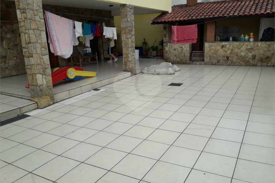 Sobrado à venda com 4 quartos em Tremembé, São Paulo, SP
