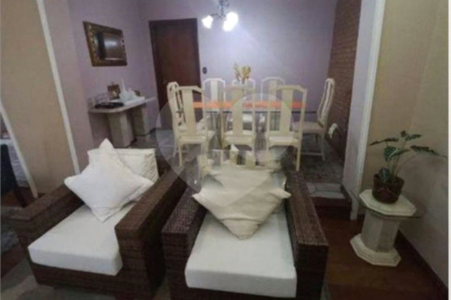 Sobrado à venda com 4 quartos, sendo 3 suítes, em Mandaqui, São Paulo, SP