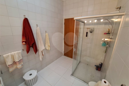 Sobrado à venda com 4 quartos, sendo 1 suíte, em Planalto Paulista, São Paulo, SP