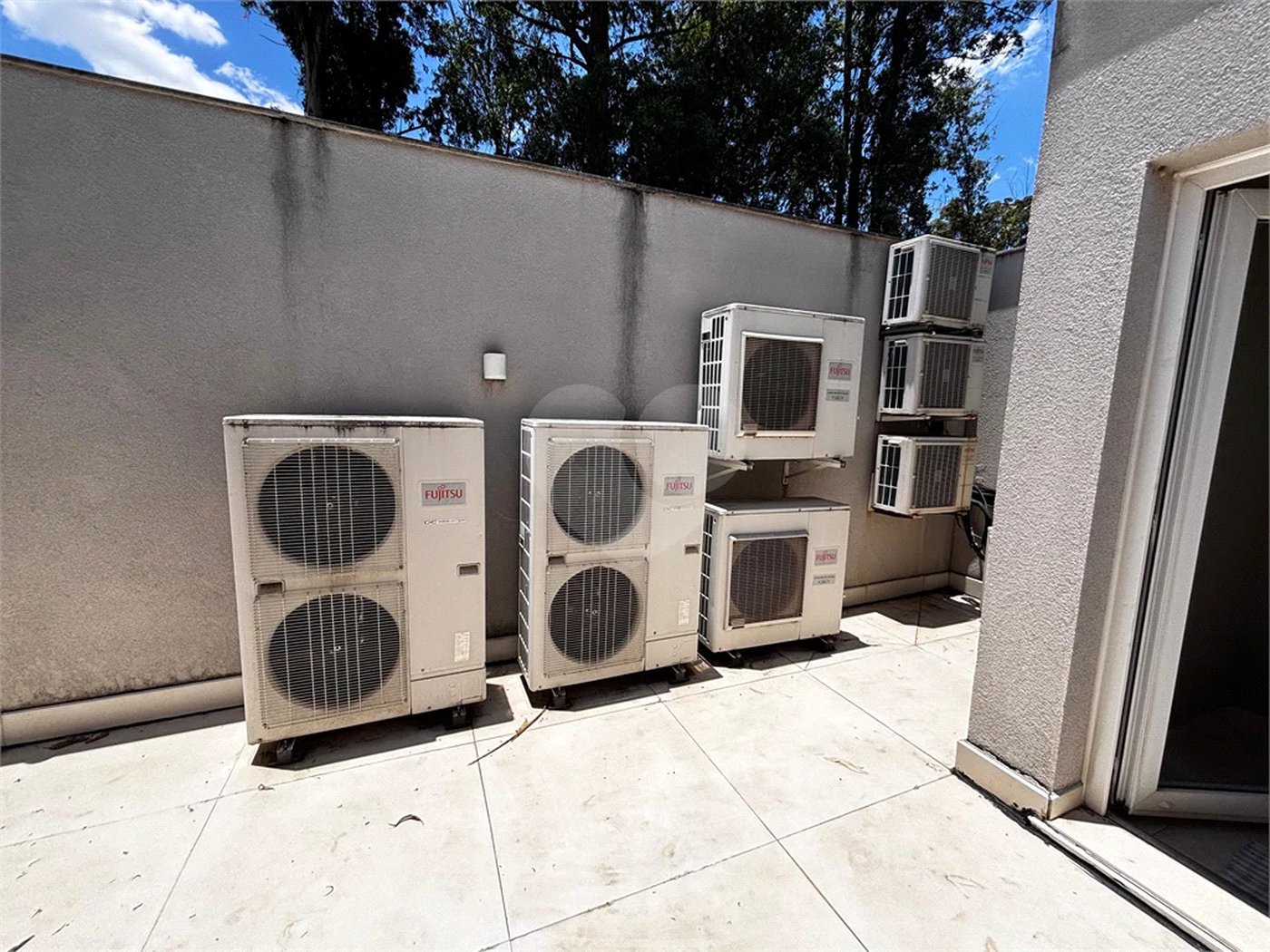 Casa à venda com 4 quartos, sendo 3 suítes, no condomínio Reserva Nova Cantareira, São Paulo - SP