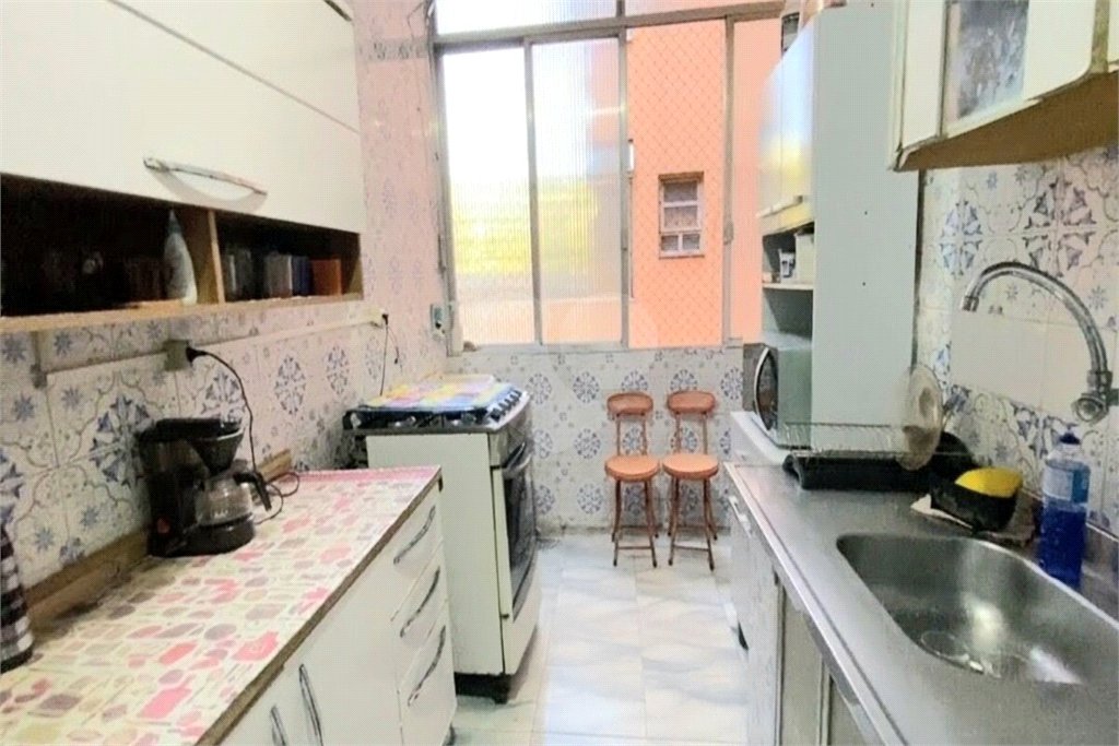 Apartamento à venda com 2 quartos no Centro, Rio de Janeiro, RJ