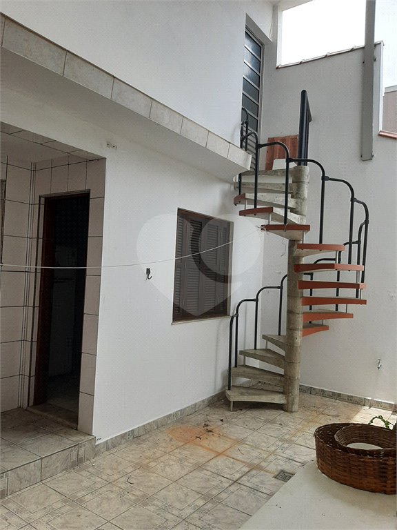 Sobrado à venda ou para alugar com 3 quartos, sendo 1 suíte, em Vila Paulista, São Paulo, SP