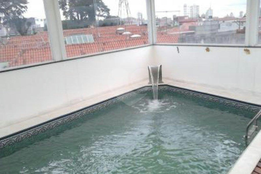 Sobrado à venda com 4 quartos, sendo 2 suítes, em Penha, São Paulo, SP
