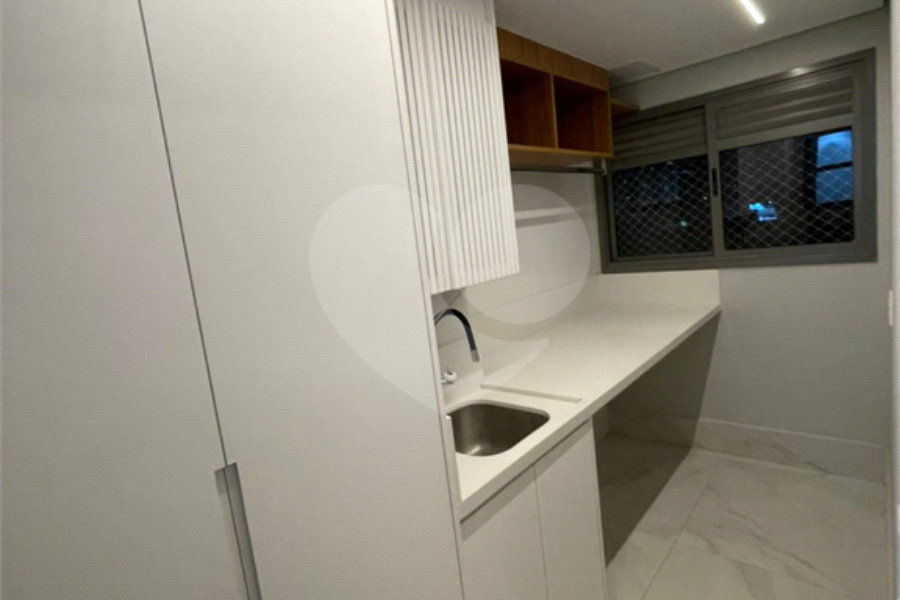 Apartamento à venda ou para alugar com 3 quartos, sendo 1 suíte, em Barra Funda, São Paulo, SP