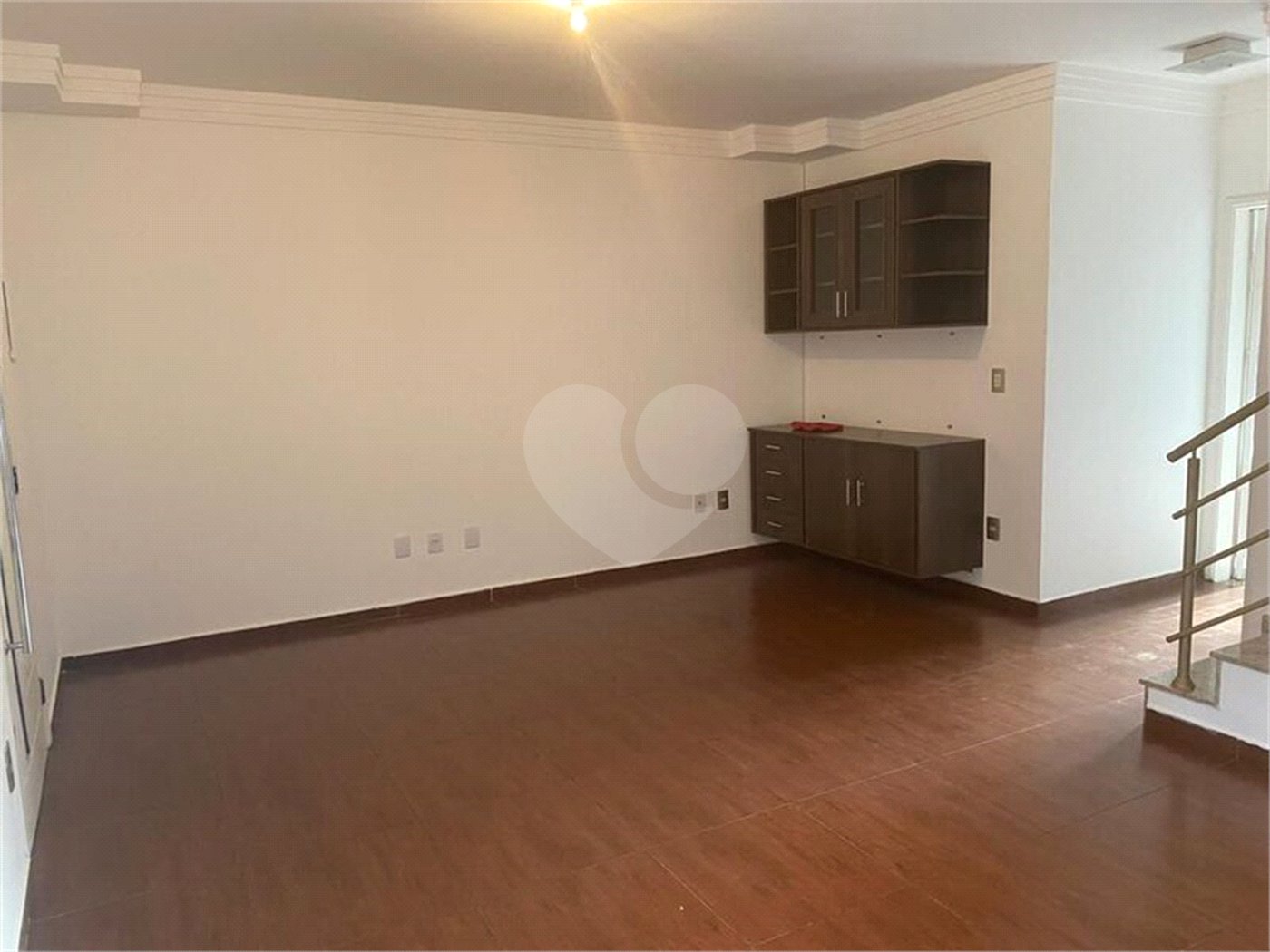 Casa à venda com 3 quartos, sendo 1 suíte, no condomínio Portal das Acacias, Indaiatuba - SP